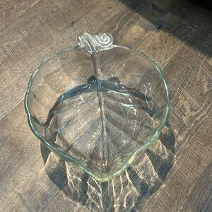 Anchor Hocking Clear Pumpkin Leaf Shaped Serving‎ Salad Fruit Bowl